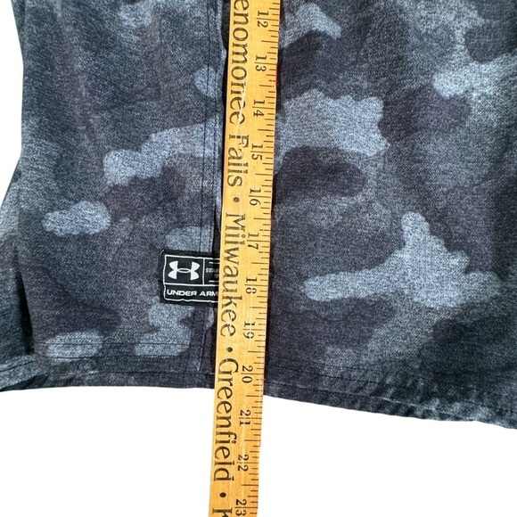 Under Armour HeatGear Camo Board Shorts Men's 32 Gray Swim Trunks Surf Loose Fit - Picture 8 of 11